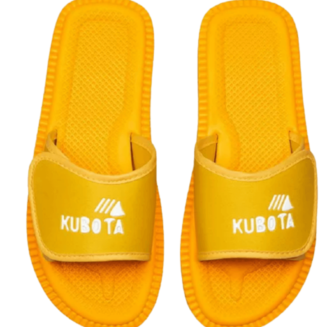 Klapki Kubota – fenomen w świecie mody. Odkryj hit lat 90., który powraca w wielkim stylu!